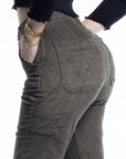 PANTALÓN PANA ESTILO RECTO 2126-27