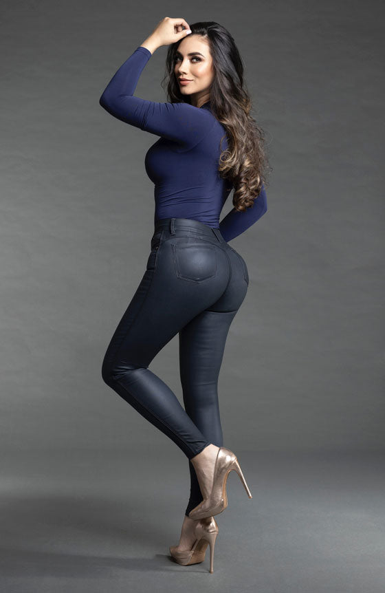 JEAN OCHENTERO EFECTO CUERO AZUL 1700