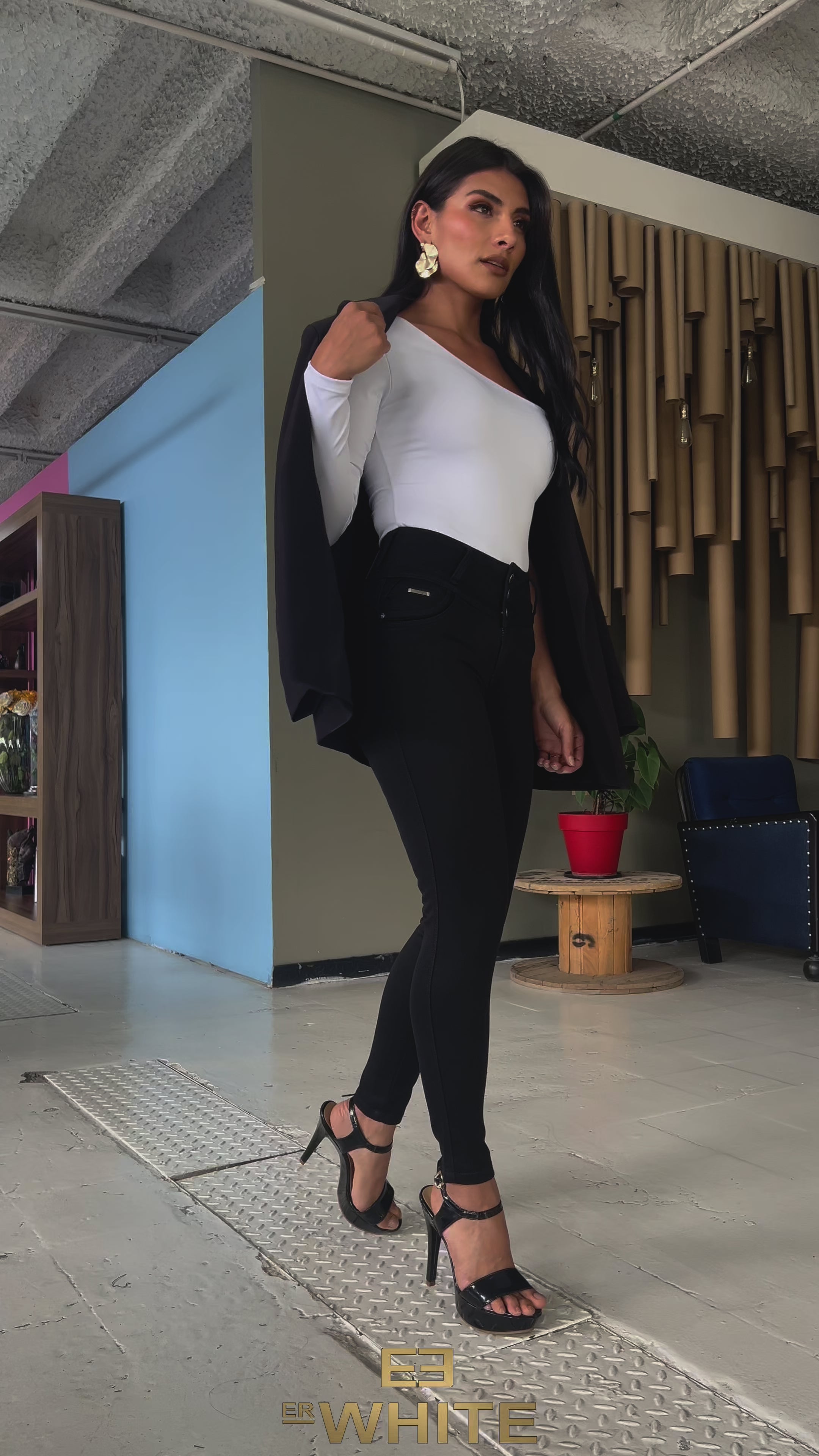 JEAN BOTA TUBO NEGRO 1787